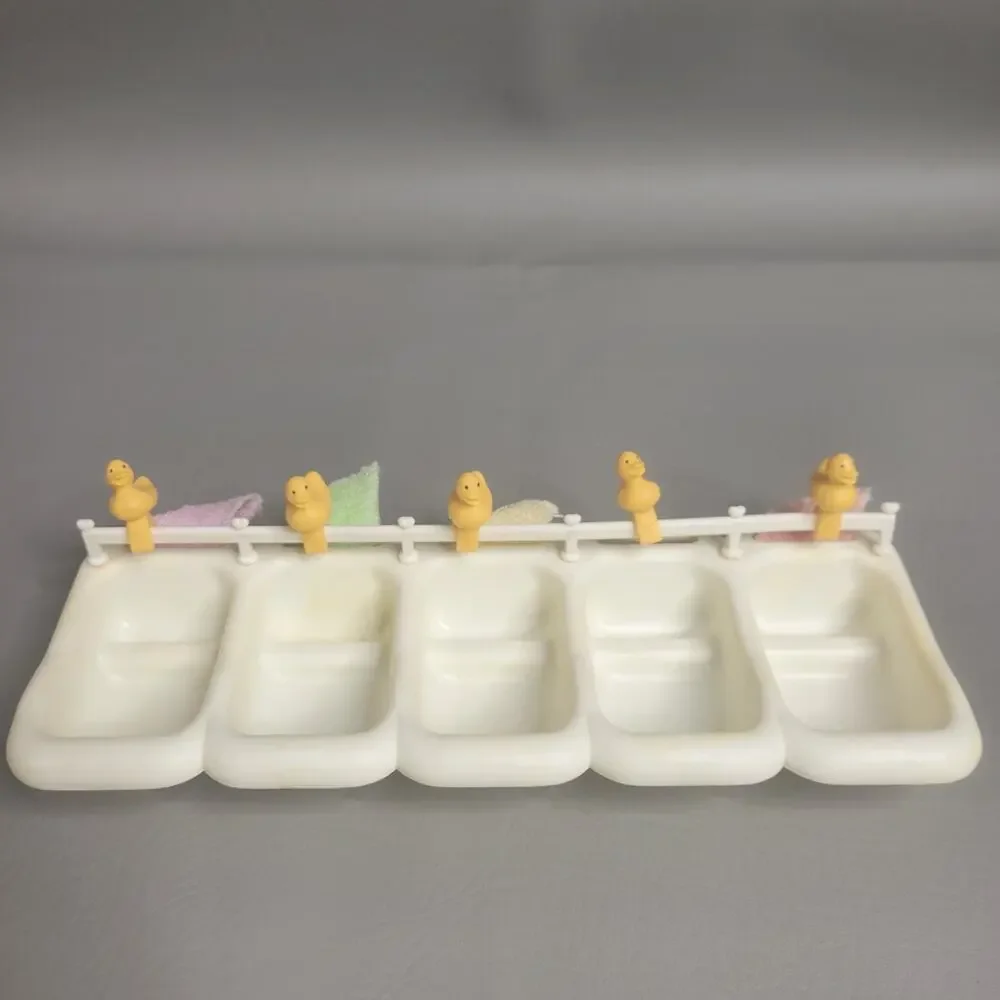 Quints Dolls by Tyco Bath Time Play Set (Dolls Not Included)